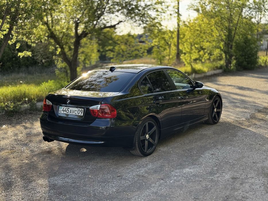 Продаю BMW E90!!!