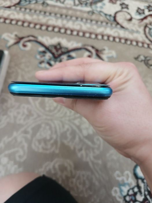 Vivo Y 20 .64 gb Ram 4+2 ,ekranida sini'gi bor,Ekran alishgan,