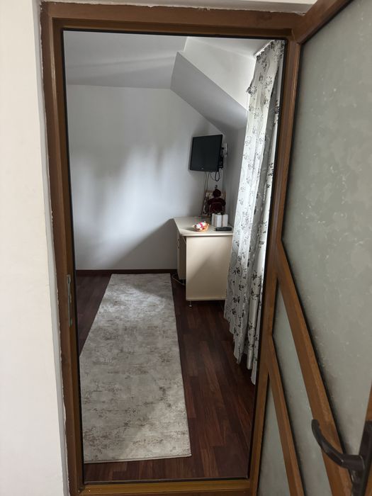 Inchiriez apartament sat Plesesti, comuna Vulturesti