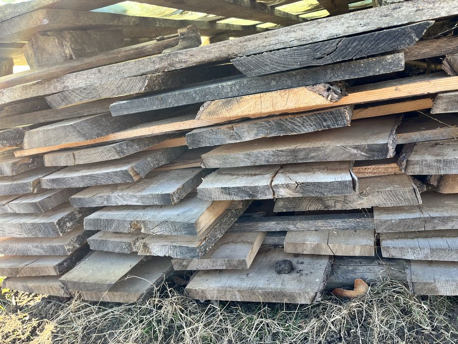 Vând cherestea de frasin și arin