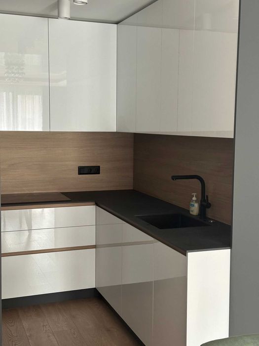 Дава се под наем Двустаен апартамент в София, Лагера - 68 кв.м за 548.25 € - Снимка #1