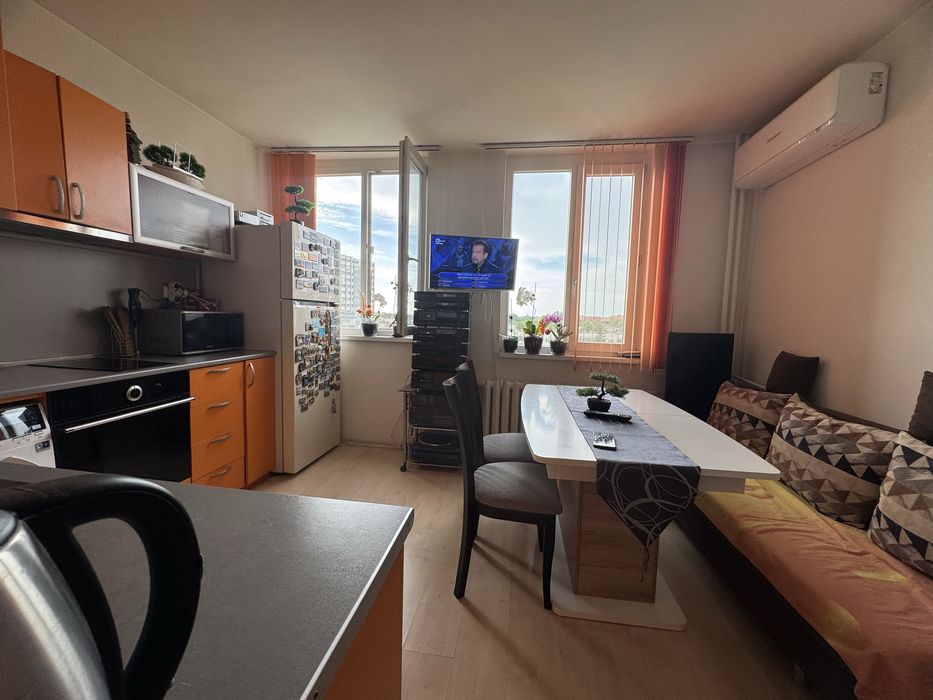 Продава се Двустаен апартамент в Плевен, Мара Денчева - 65 кв.м за 2000 €/кв.м - Снимка #15