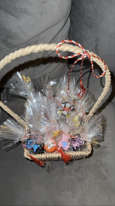 12 martisoare pentru copii