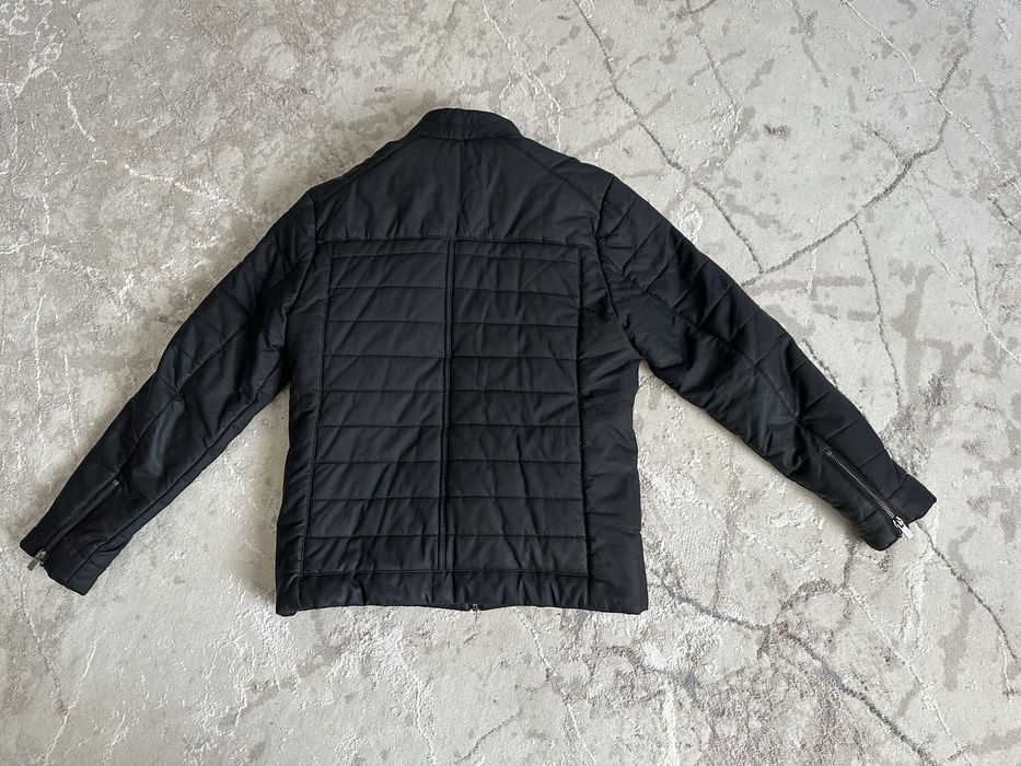 Продам куртку кожаную