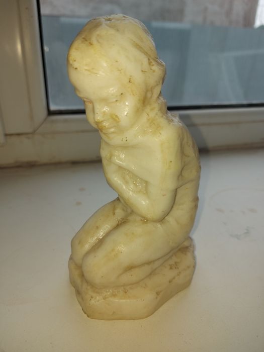 Статуя девочки раритет