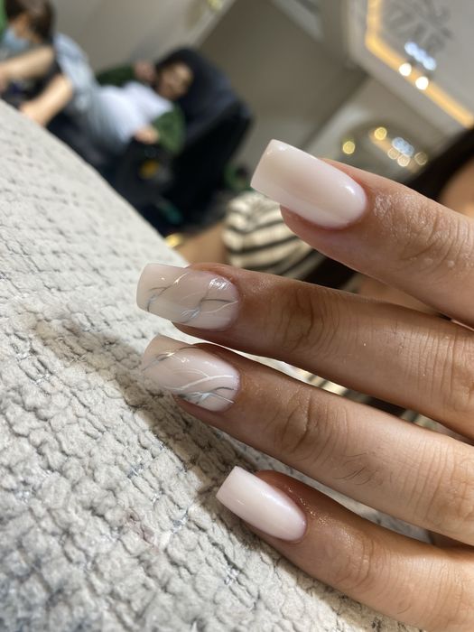 aksiya 50% manikyur pedikyur