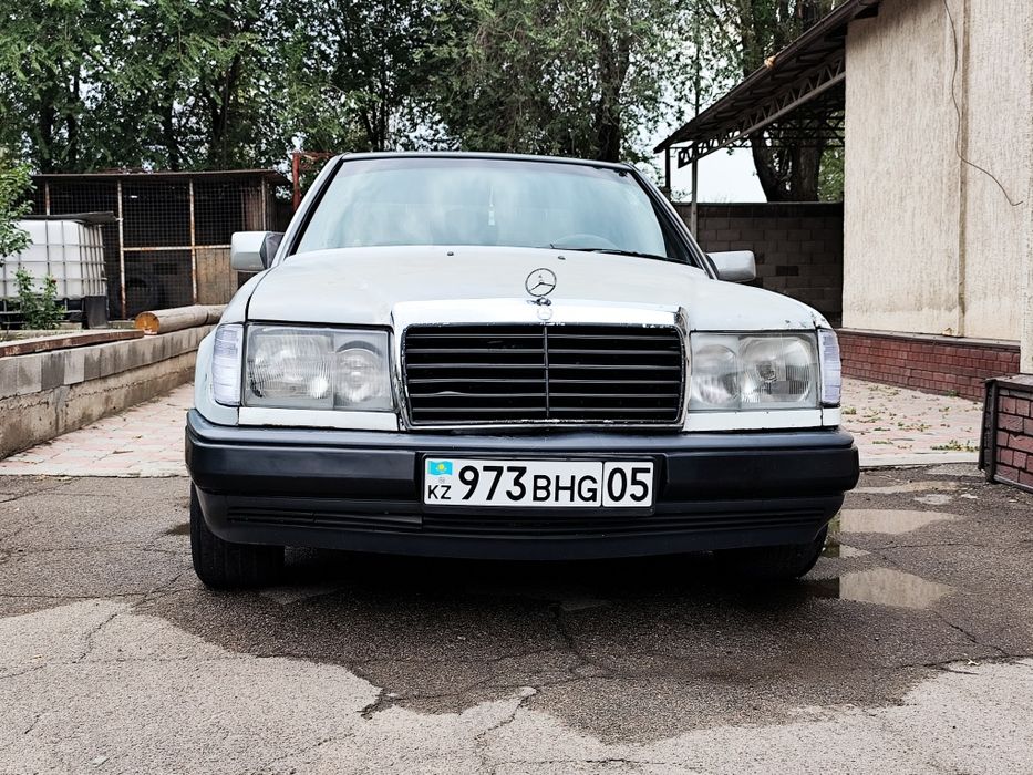 Mercedes benz W 124