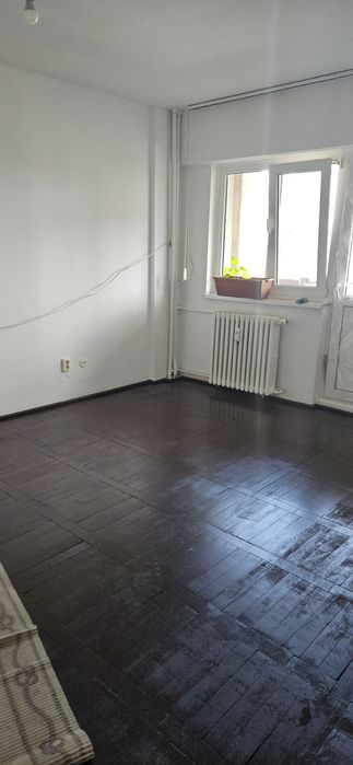 Apartament 2 camere de vanzare