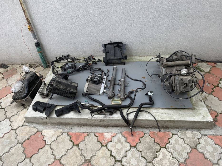 Suzuki burgman 400 an 2007 piese