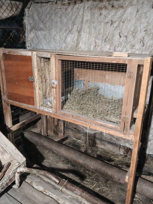 Продам клетки для кроликов