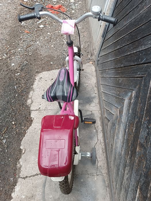 Детски Велосипед 16 цола Дори гуми Запазено с Две спирачки