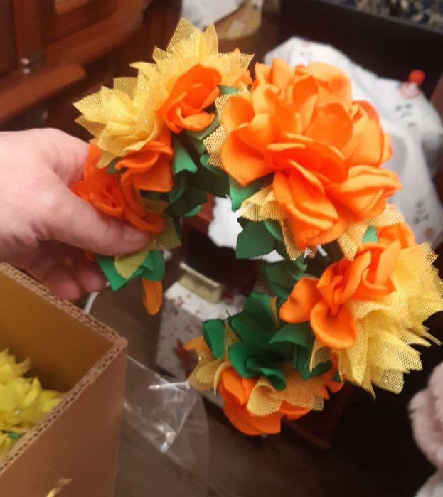 Ободок с цветами