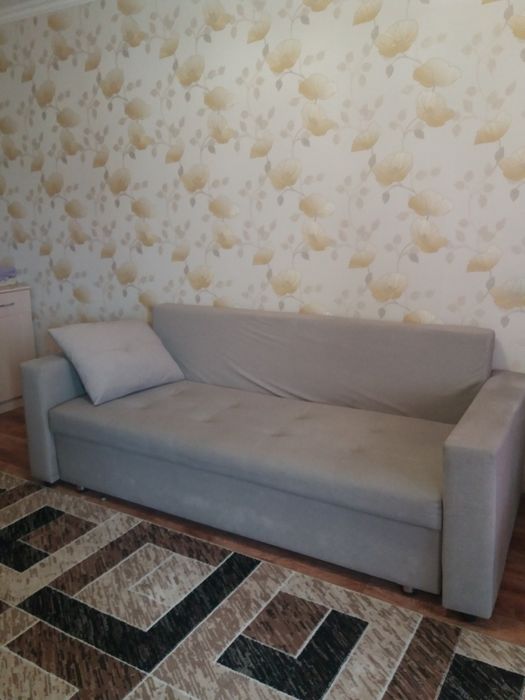 продам диван бу среднего состоянии