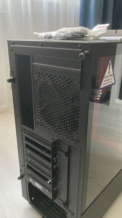 Продаю корпус NZXT H510i