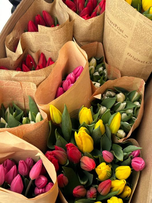 Тюльпаны, подарки на 8 марта, арома свечи