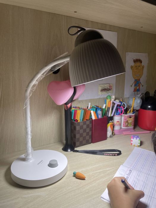 Настольная LED лампа для дома, учёбы и офиса