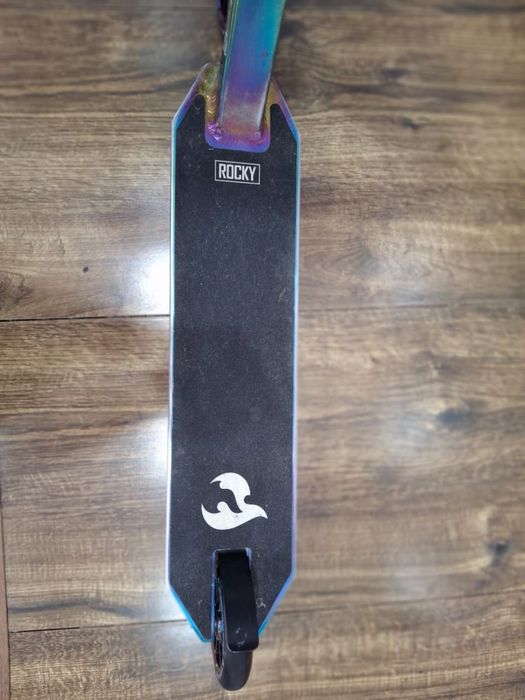 Продаю трюковой самокат CHILLI