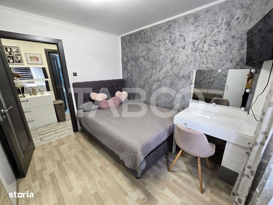 Apartament 3 camere mobilat 2 bai balcon pivnita Mihai Viteazul Sibiu