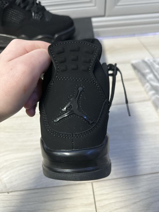 jordan 4 black cat 42