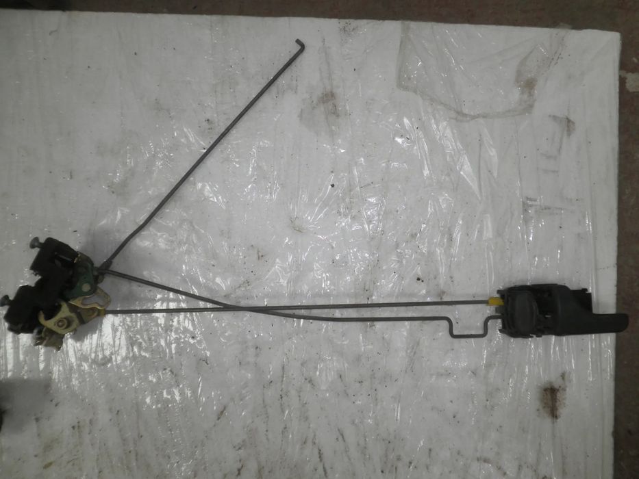 Broasca stanga fata Nissan Atleon