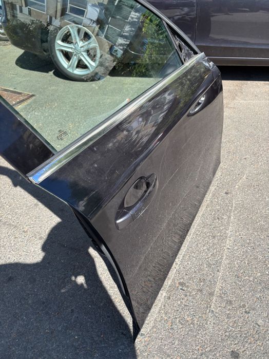Portiera fata dreapta audi a4 b8 avariata