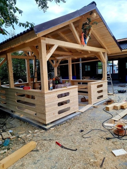 Vând foișor Terase din lemn
-foișoare la comanda
-pergole modele moder