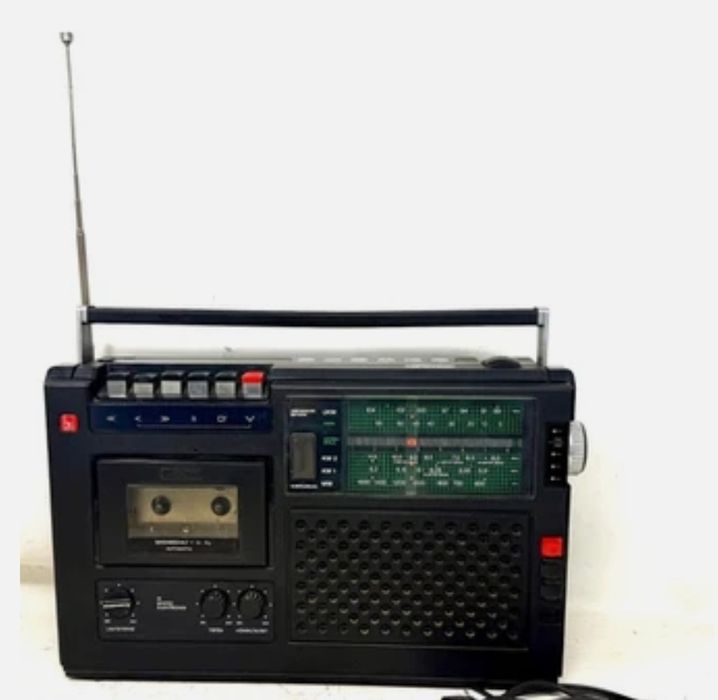 Магнитофон ретро винтаж ГДР