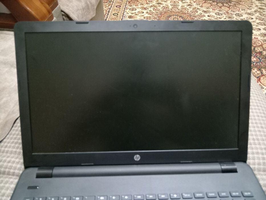 Офисный ноутбук HP