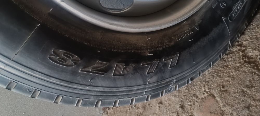 Продам колесо для грузовых авто.