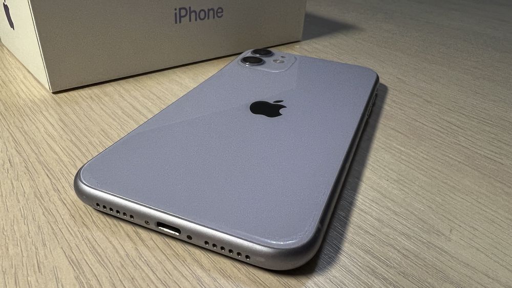 Продаю айфон 11, 128гб