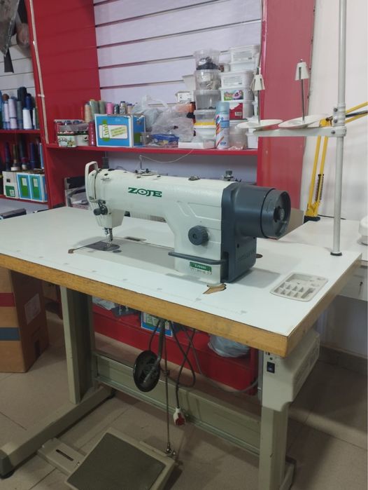 Швейная машина !