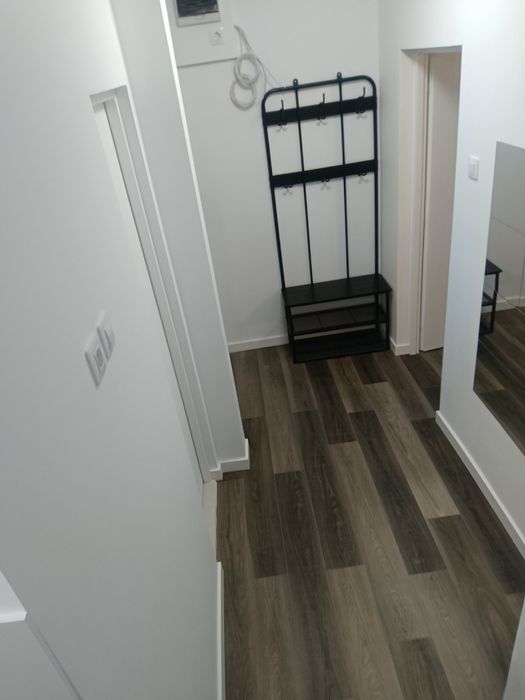 Garsoniera metrou Muncii/prima închiriere/utilat  modern!!