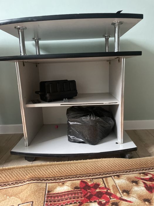 Подставка под телевизор