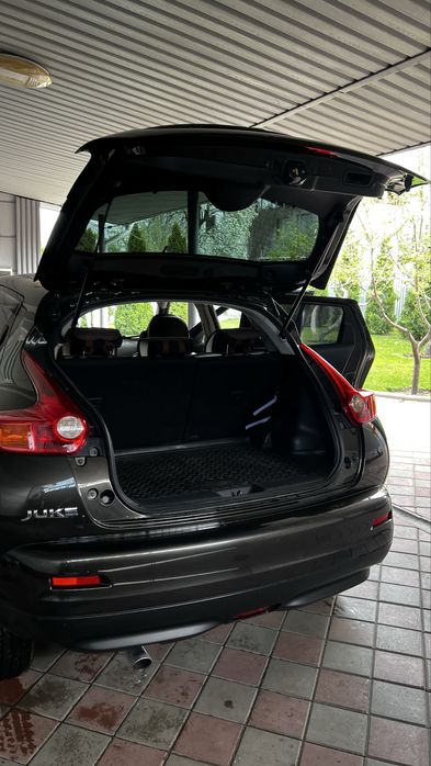 Продам машину, состояние хорошее