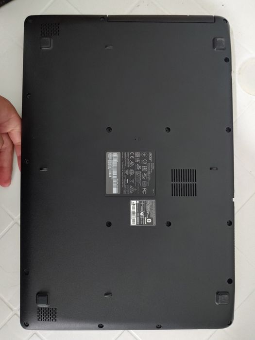 Ноутбук продам сроно Acer Extensa 15 | 1 TB HDD
