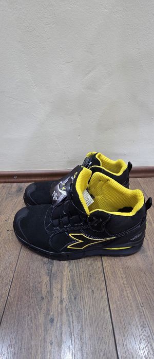 Bocanci de protecție S3 Diadora Utility mărimea 44