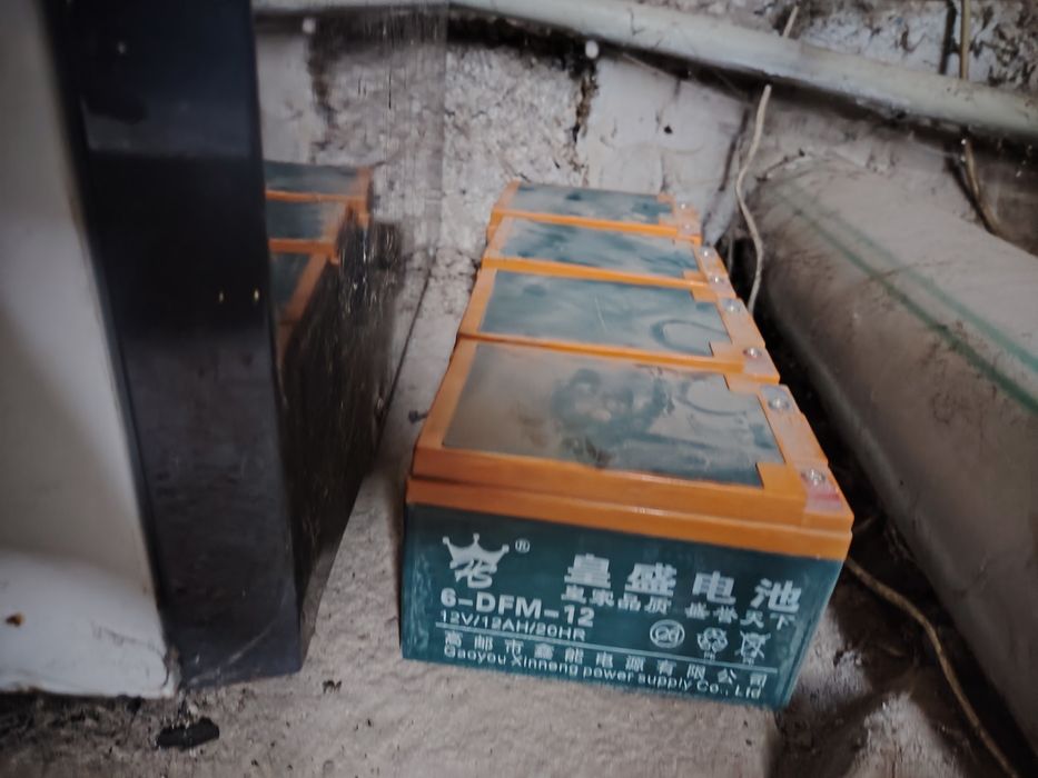 Акумлятор новый продам