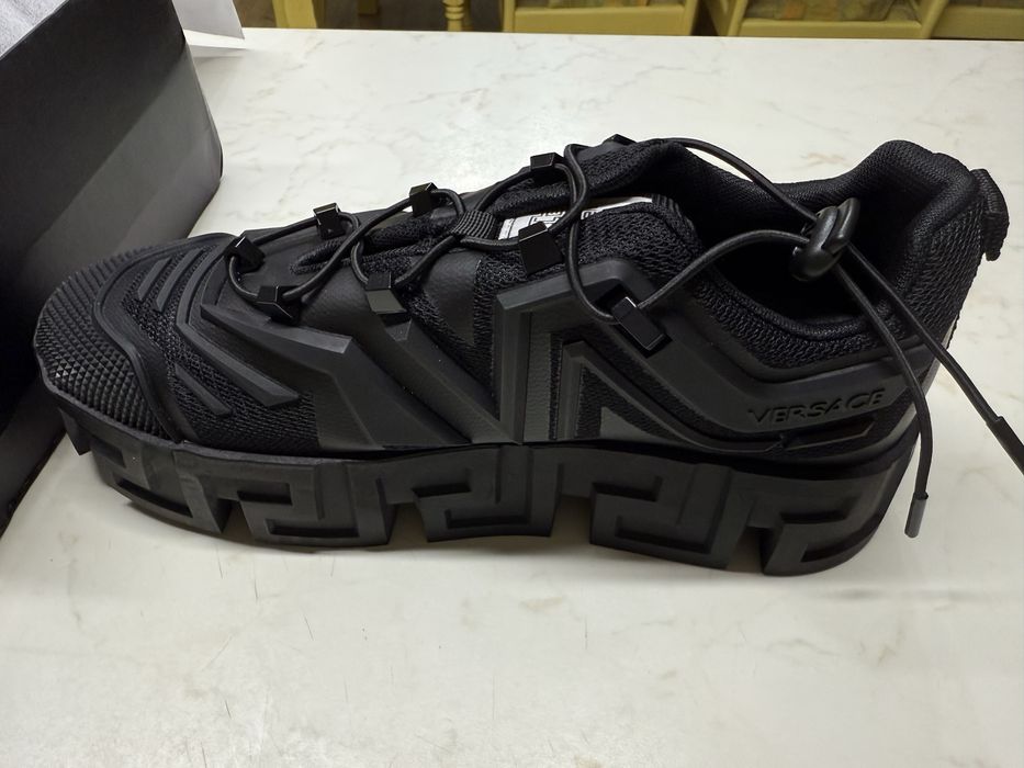 Versace Greca Labyrinth