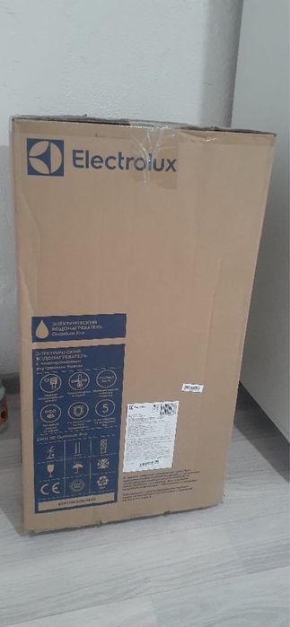 Водонагреватель Electrolux