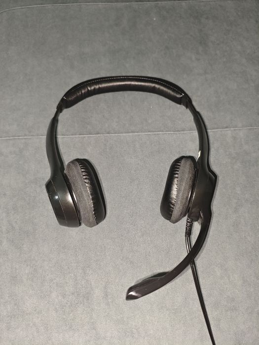Продам наушник Logitech