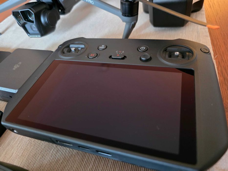 DJI Mavic 3 Pro Fly More Combo (DJI RC Pro)