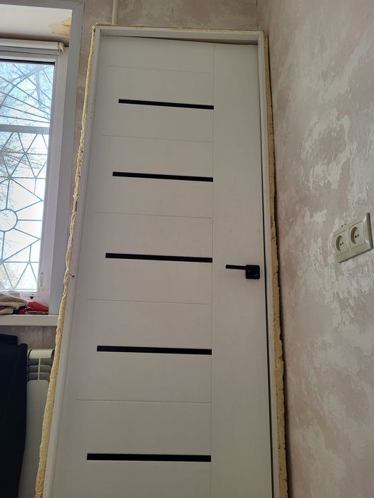 Продам межкомнатную дверь