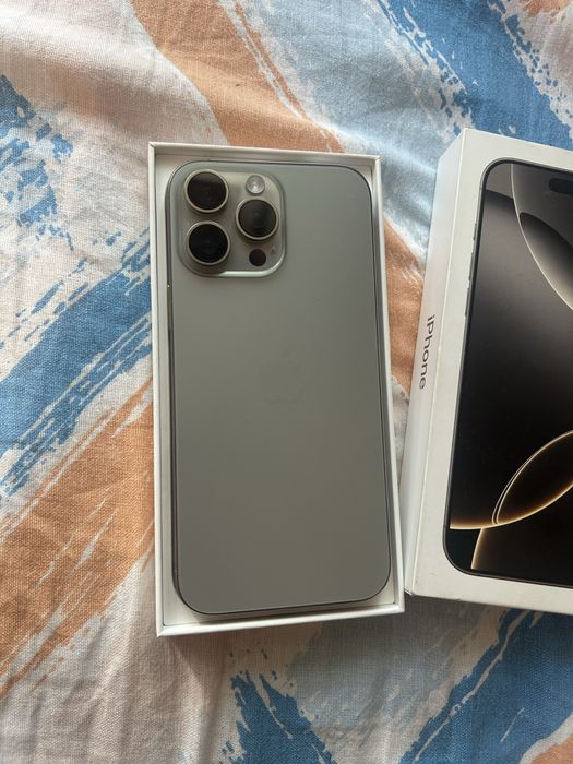 Айфон 16про макс 256гб iPhone