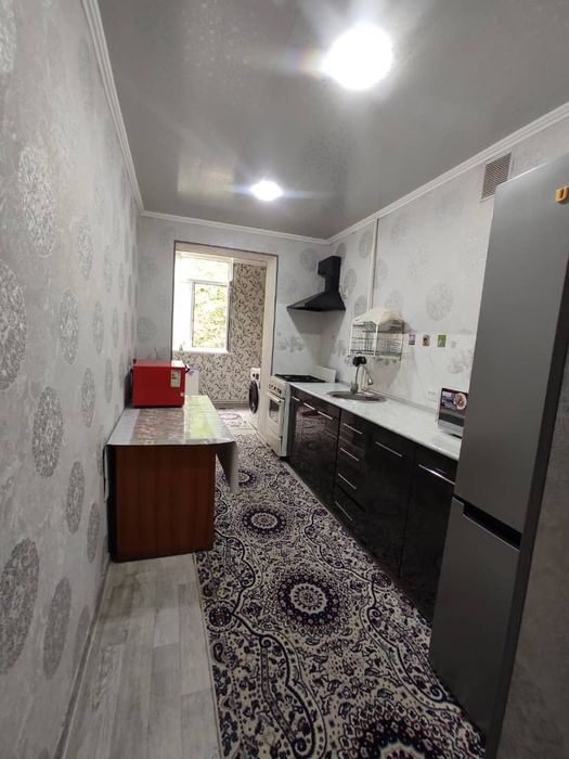 Продается кв 9-микрорайон 4 комнатная