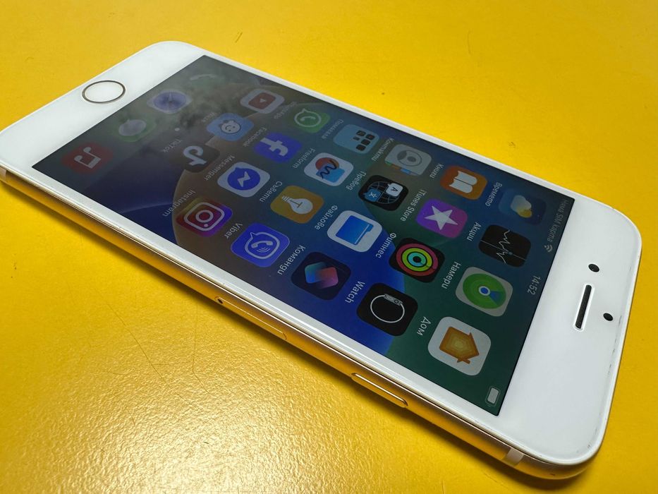 Apple iPhone 8 64G Gold