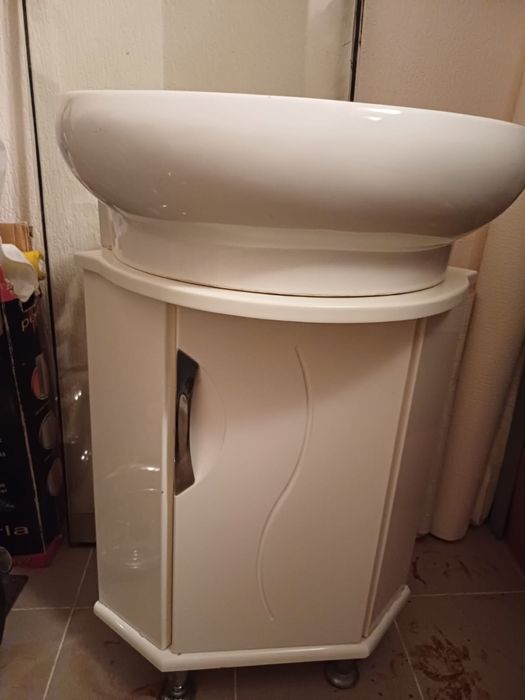 Угловой шкафчик раковина