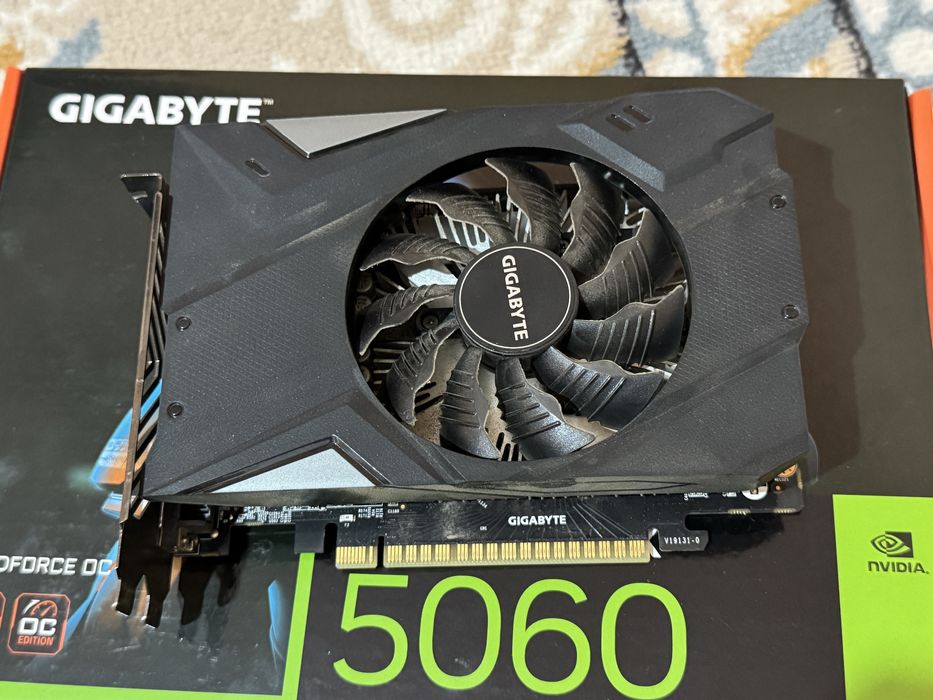 Видеокарта RTX 1650 Super 4GB