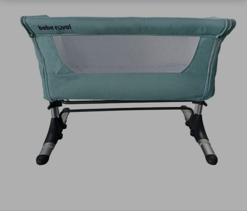 Pătuț co-sleeper