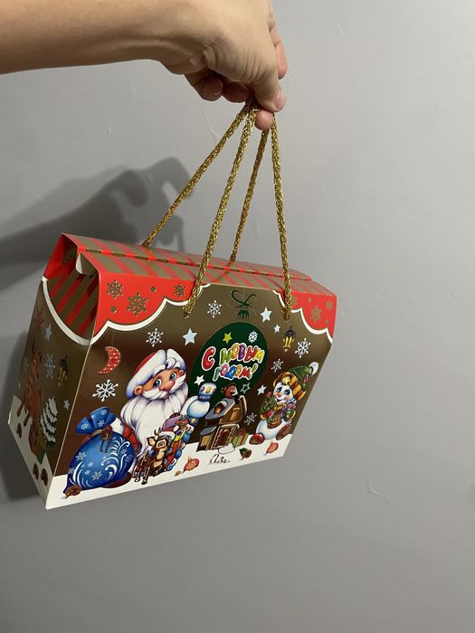 Новогодние кульки , подарки