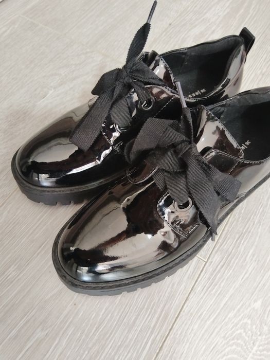 Обувь для школьников